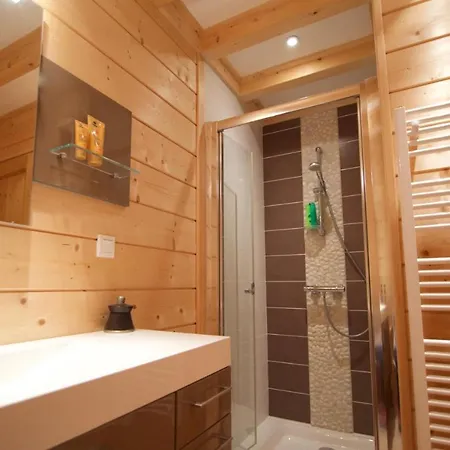 Chalet Cosy 50m Du Lac, Exclusivite Lla Selections By Location Annecy
